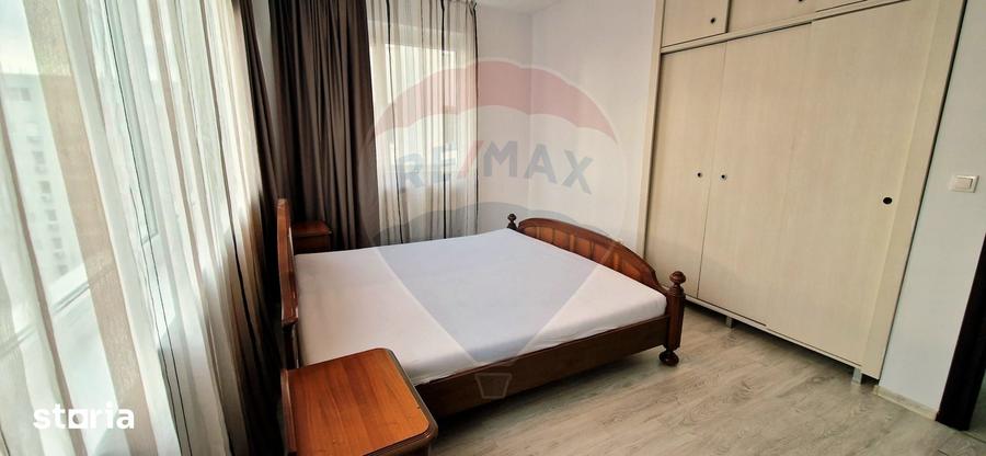 Apartament cu 3 camere decomandat în UTA