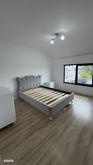 Casă cu 4 camere cu Teren 500 Mp în Sud