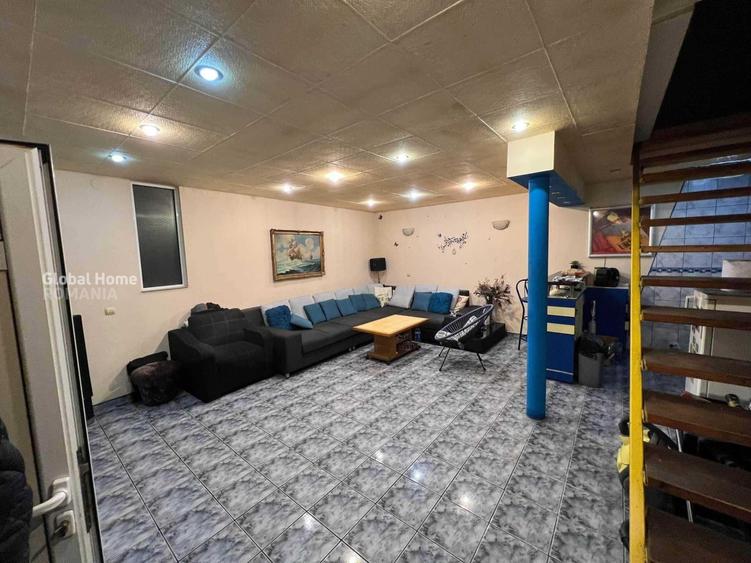 Casă individuală cu 7 camere cu Canalizare în Splaiul Unirii