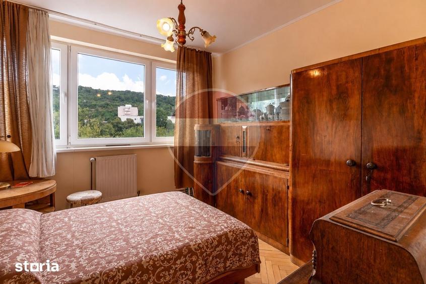 Apartament cu 3 camere semidecomandat în Grigorescu