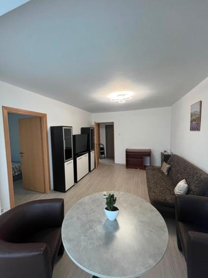 Apartament cu 2 camere circular, mobilat în Ultracentral
