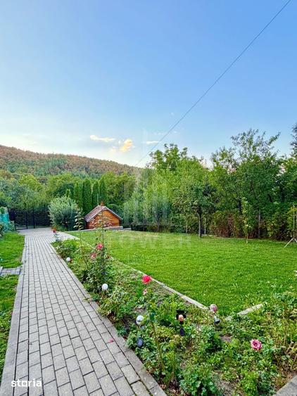 Casă cu 4 camere cu Teren 500 Mp în Sud
