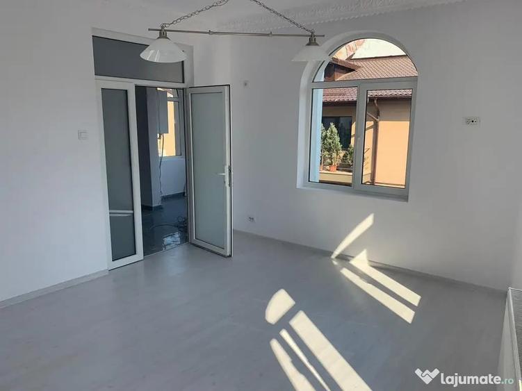 Casa cu destinatie comerciala 335 mp - 9