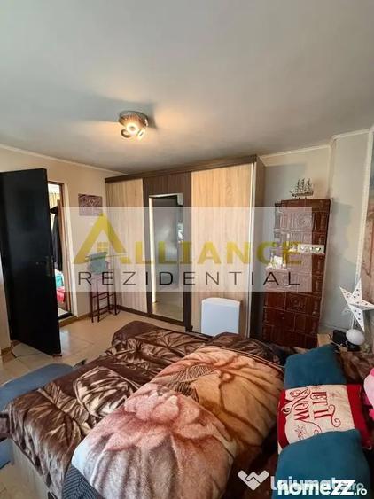 Casă cu 5 camere cu Teren 754 Mp în Cățelu