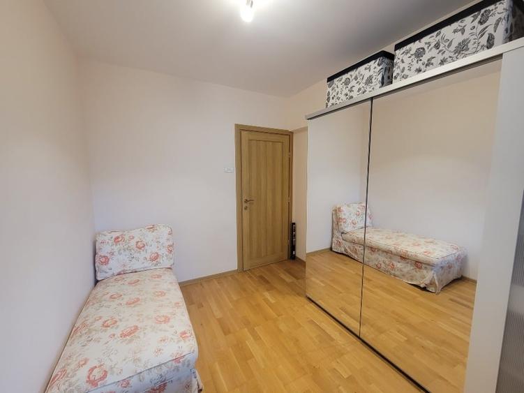 Apartament cu 3 camere în Colentina