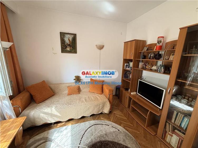 Casă cu 3 camere cu Garaj în Mihai Bravu
