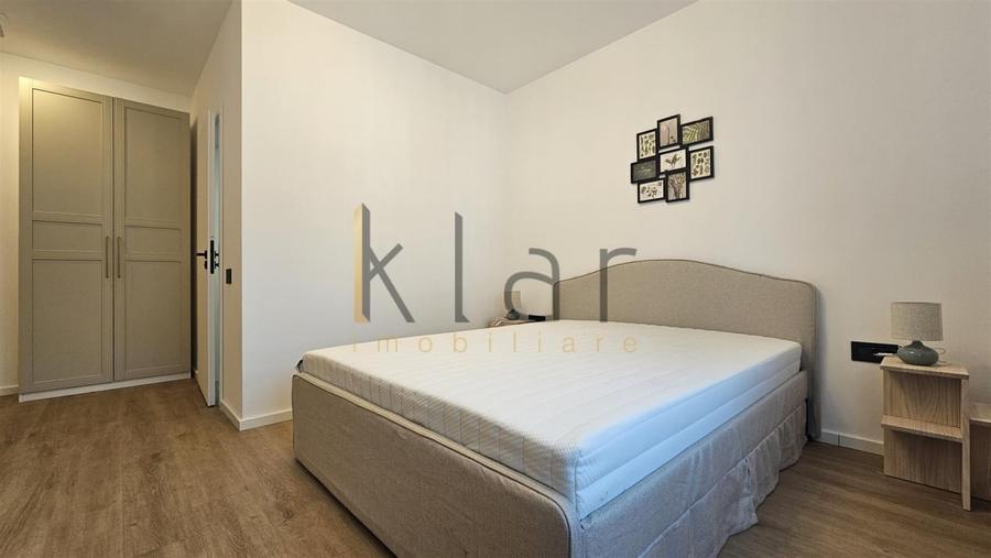 Apartament cu 3 camere semidecomandat, mobilat în Semicentral