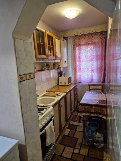 Apartament cu 2 camere nedecomandat în Central