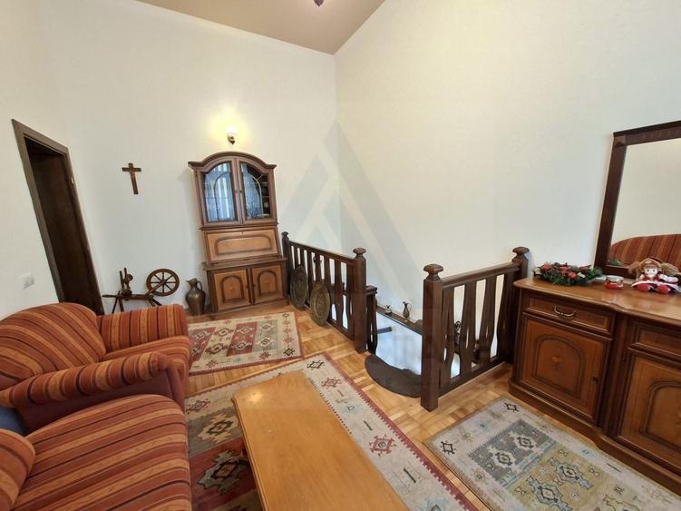 Apartament cu 2 camere decomandat, mobilat în Ultracentral