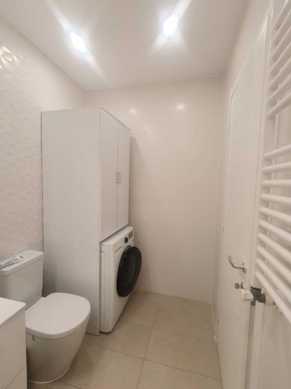 Apartament cu 2 camere semidecomandat în Cățelu