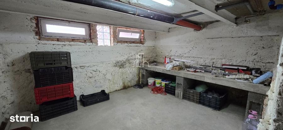 Casă cu 2 camere decomandat cu Teren 365 Mp în Central