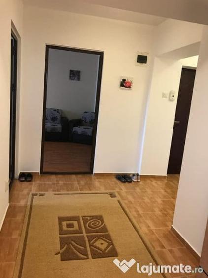 Apartament cu 3 camere decomandat în Tătărași