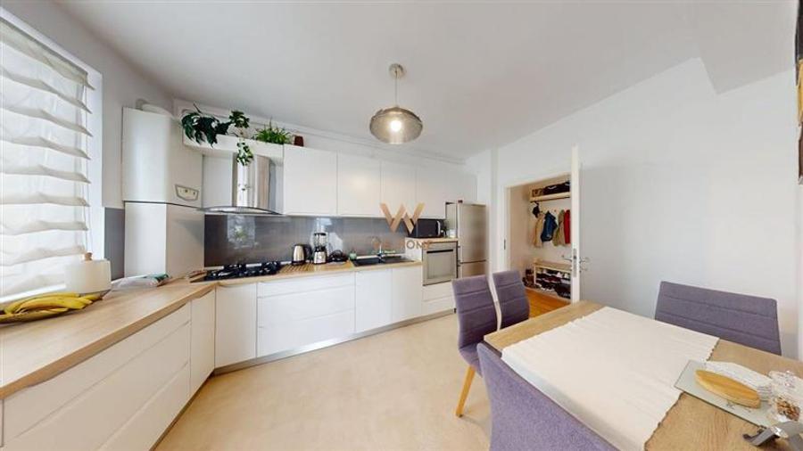 Apartament cu 3 camere decomandat, mobilat în Șelimbăr