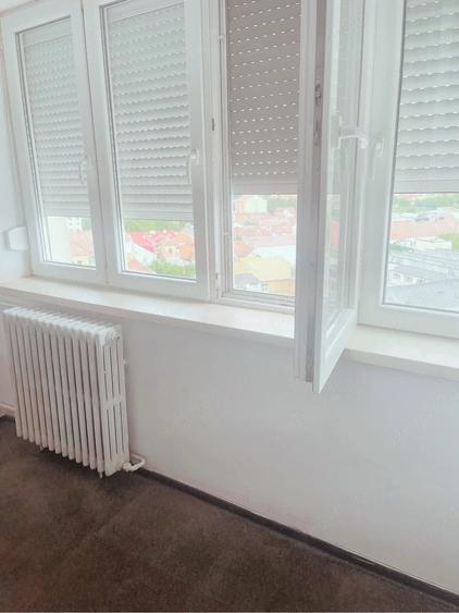 Apartament cu 3 camere decomandat, mobilat în Elisabetin