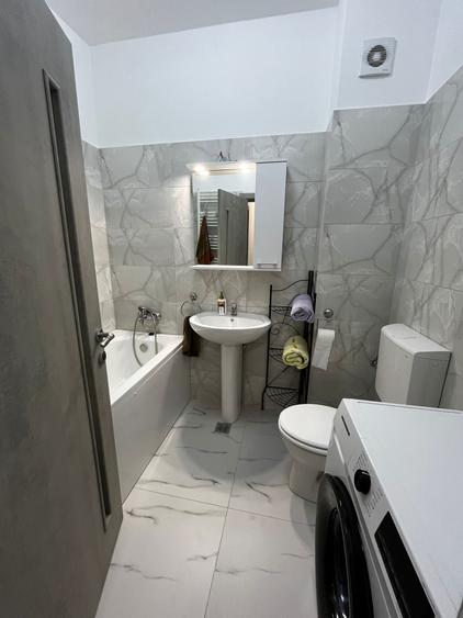 Apartament cu 2 camere decomandat în Militari