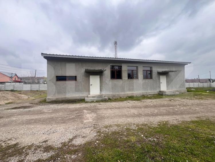 Spațiu industrial, de 186 mp, în Coșoveni
