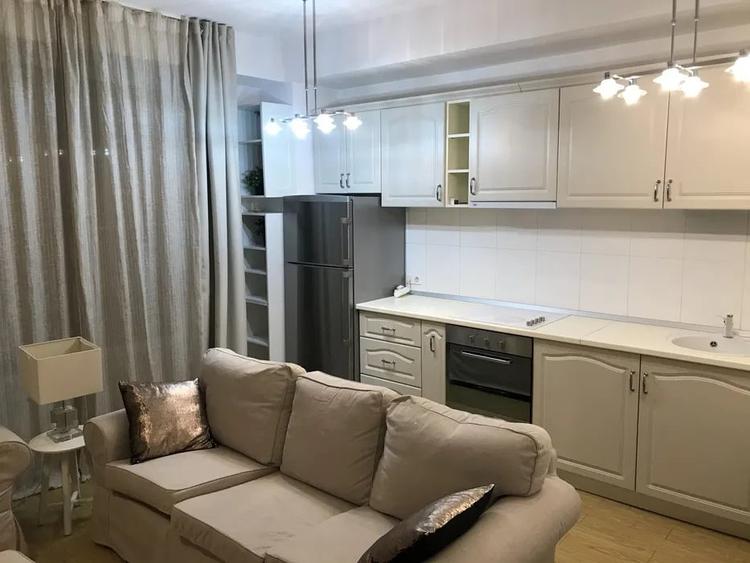 Apartament cu 2 camere semidecomandat, mobilat în Herăstrău