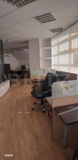 Spațiu comercial, de 210 mp, în George Enescu