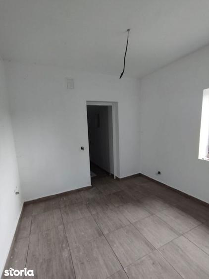 SE VINDE CASA IN CALUGARENI 5 camere, teren 600mp - 6