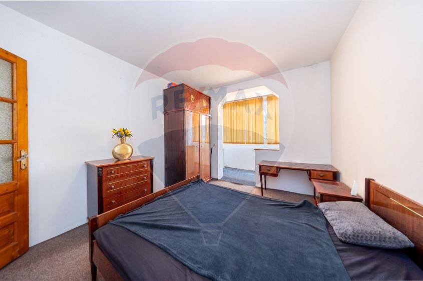 Apartament cu 3 camere circular în Noua