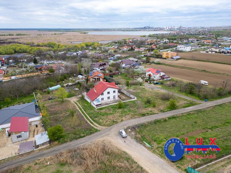 Teren Construcții intravilan de 500 mp, în Mineri