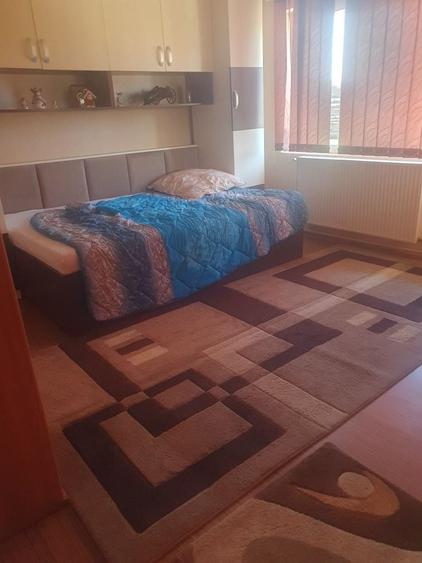 Casă cu 4 camere în Gepiu