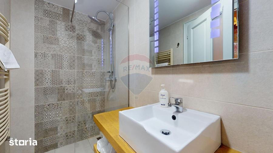 Apartament cu 3 camere decomandat în 15 Noiembrie