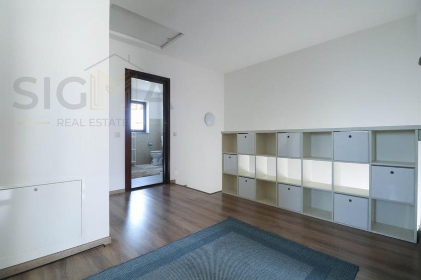 Duplex cu 6 camere cu Canalizare în Europa