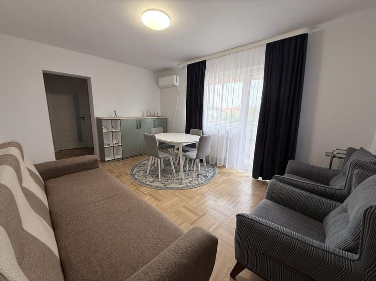 Apartament cu 2 camere semidecomandat în Central