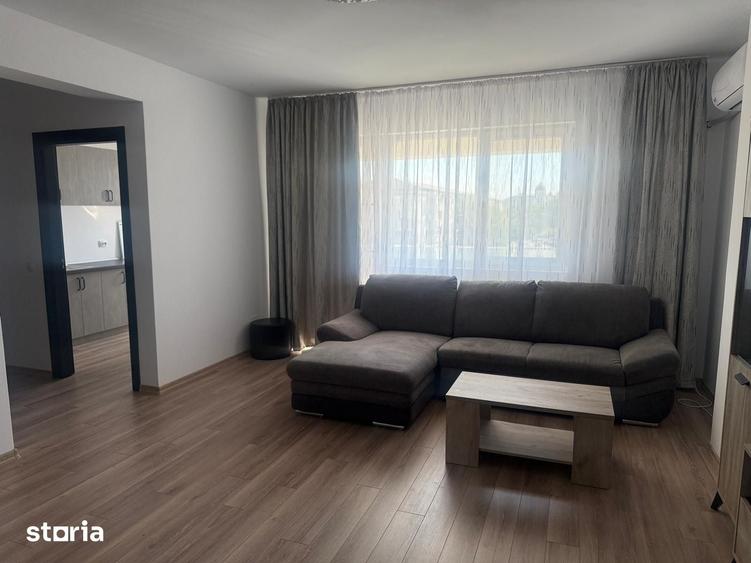 Apartament cu 2 camere decomandat în Micro 9