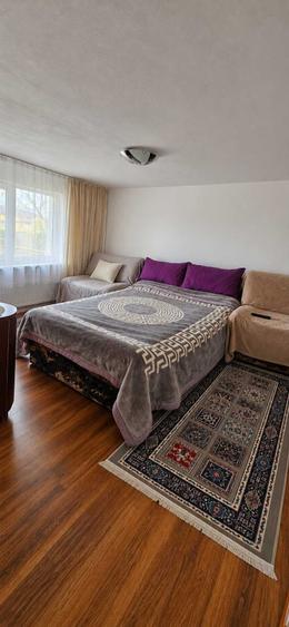Casă cu 2 camere cu Teren 601 Mp în Central