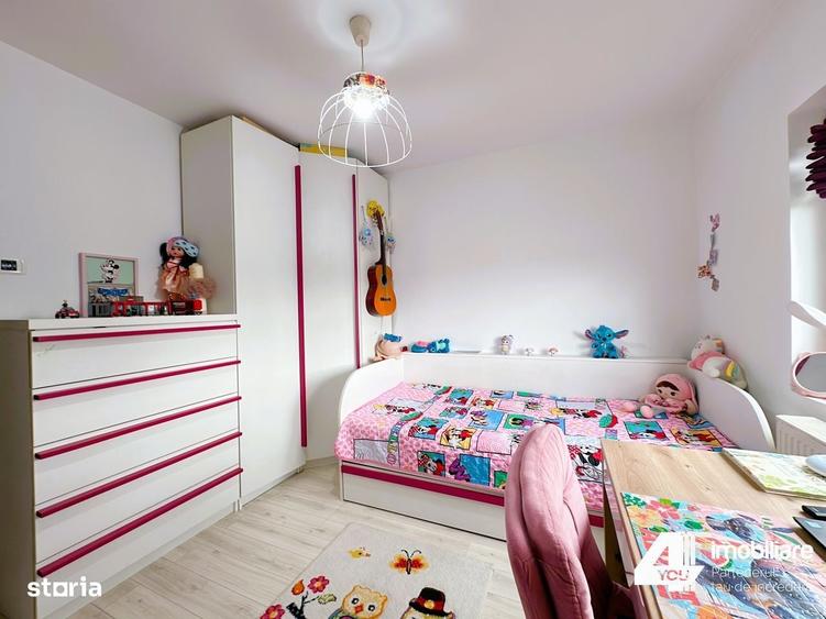 Apartament cu 3 camere semidecomandat în Confecții