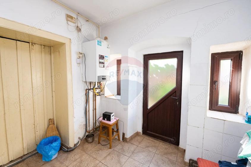 Casa + teren de vanzare in centrul Pite?tiului, Strada Egalita?ii - 7
