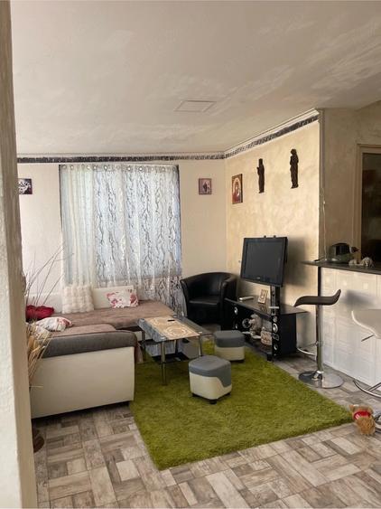 Casă cu Teren 2650 Mp în Pustiniș