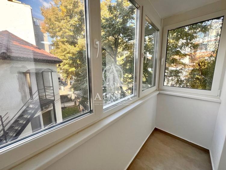 Apartament cu 4 camere decomandat în Complex Studențesc