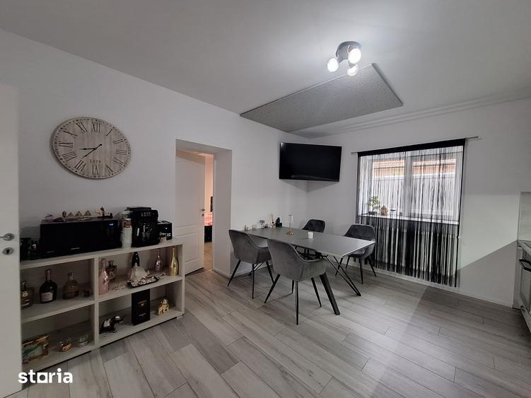 Casă cu 4 camere cu Teren 740 Mp în Giarmata