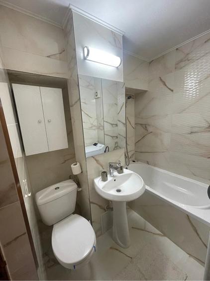 Apartament cu 2 camere decomandat în Exterior Vest