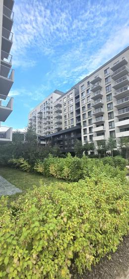 Apartament cu 2 camere semidecomandat în Baza 3
