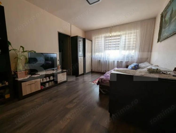 Apartament cu 2 camere semidecomandat în Central