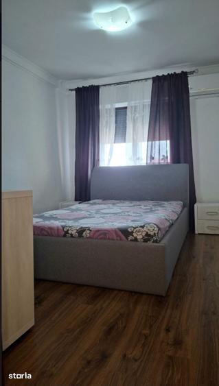 Apartament cu 3 camere decomandat în Găvana