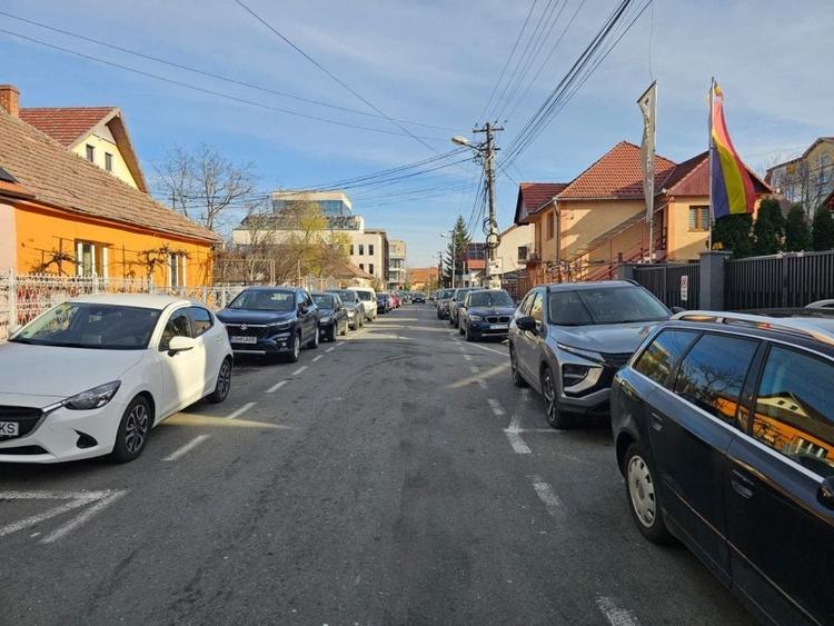 Birou, de 40 mp, în Hipodrom 2