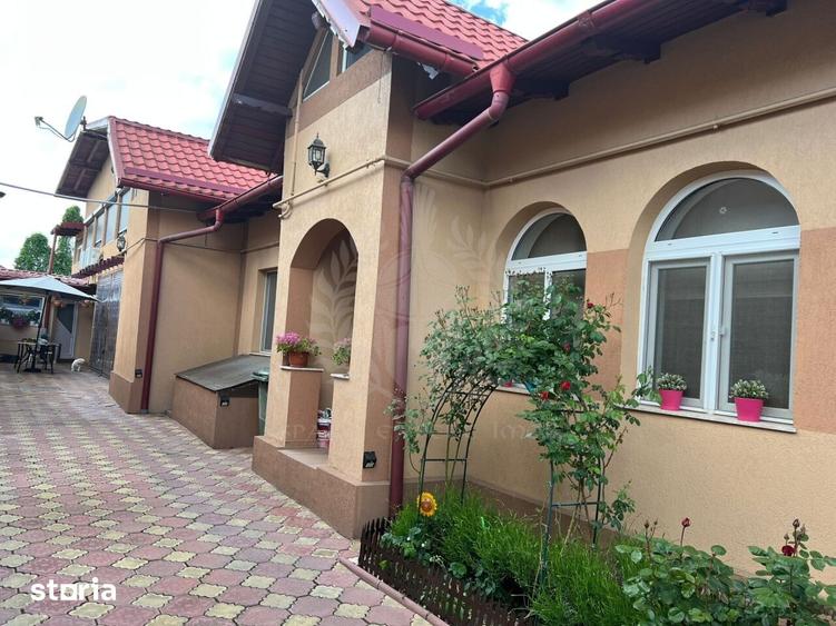 Casă cu 4 camere cu Teren 330 Mp în Transilvaniei