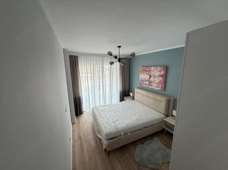 Apartament cu 3 camere decomandat în Florești