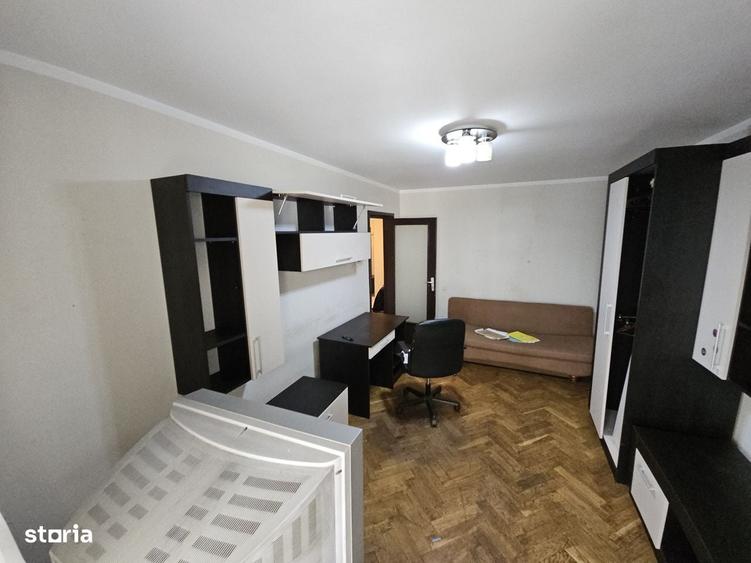 Apartament cu 4 camere decomandat în Mănăștur