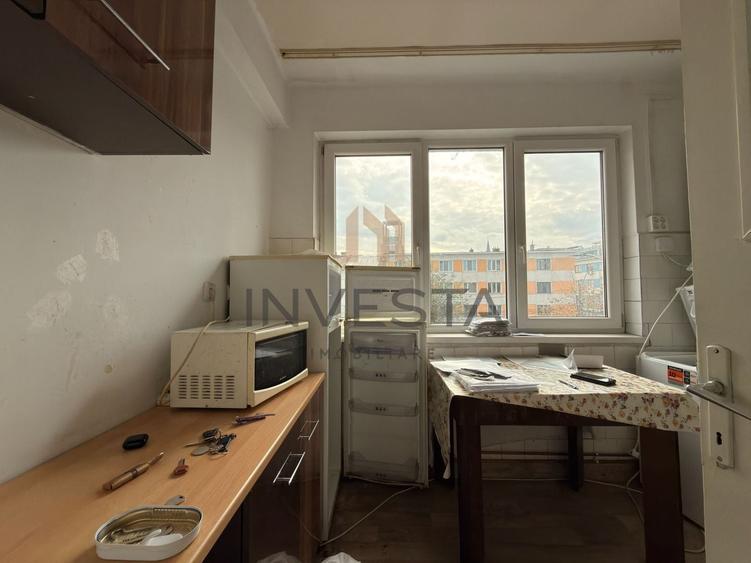 Apartament cu 2 camere decomandat, mobilat în Ultracentral