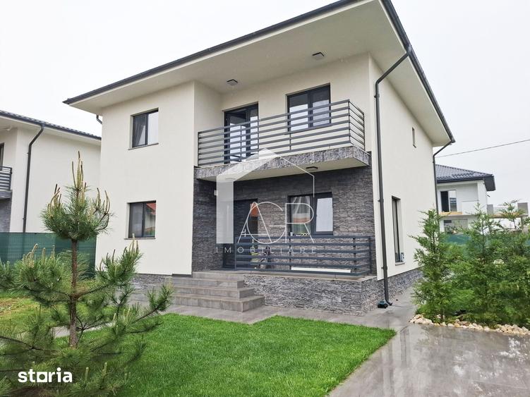 Casă cu 5 camere cu Teren 500 Mp în Păulești