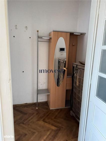 Apartament cu 2 camere semidecomandat în Titulescu