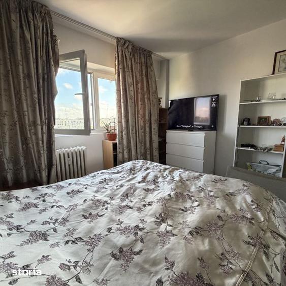 Apartament cu 4 camere decomandat, mobilat în Crângași