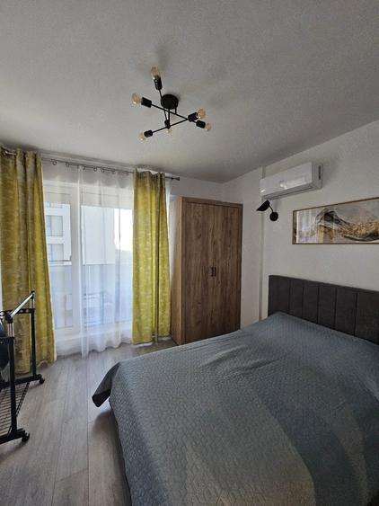 Apartament cu 2 camere decomandat în Sărari