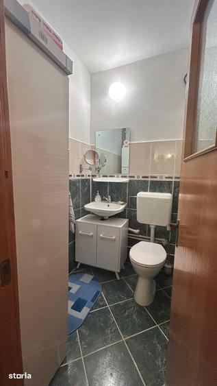 Apartament cu 3 camere decomandat în Valea Cetății